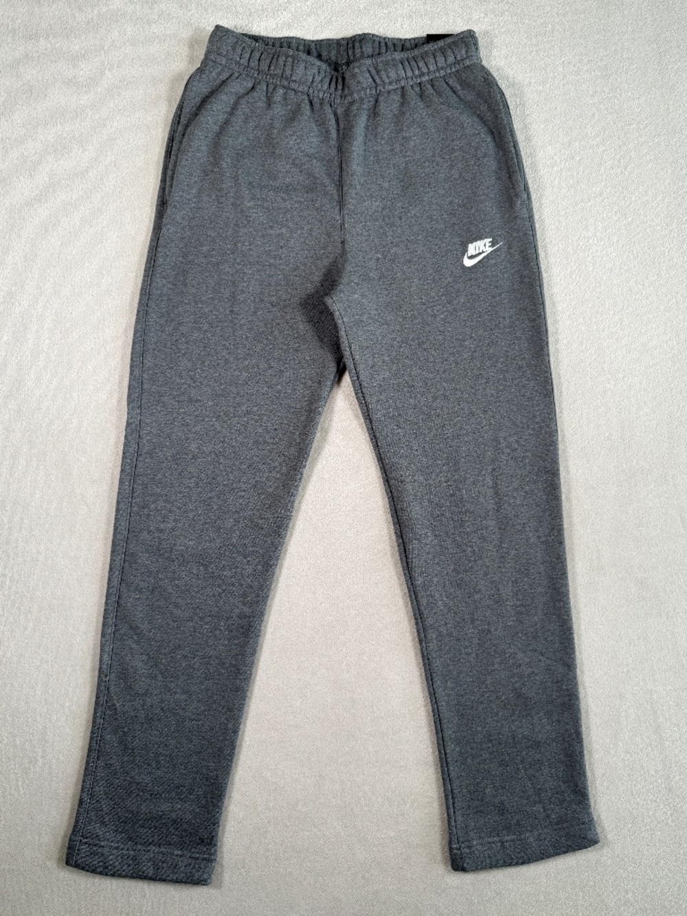 Nike Sweatpants Mens Small Charcoal Gray Club Fleece Straight Leg BV2707-071 NWT